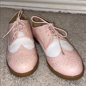WORN ONCE! Light Pink and White Saddle Flats